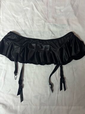 Dreamgirl Black Satin Ruffled Garter Belt